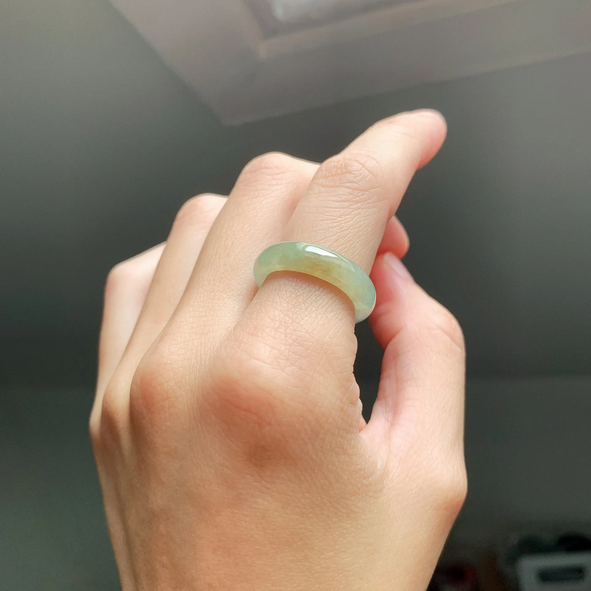 冰黃翡飄花翡翠戒圈