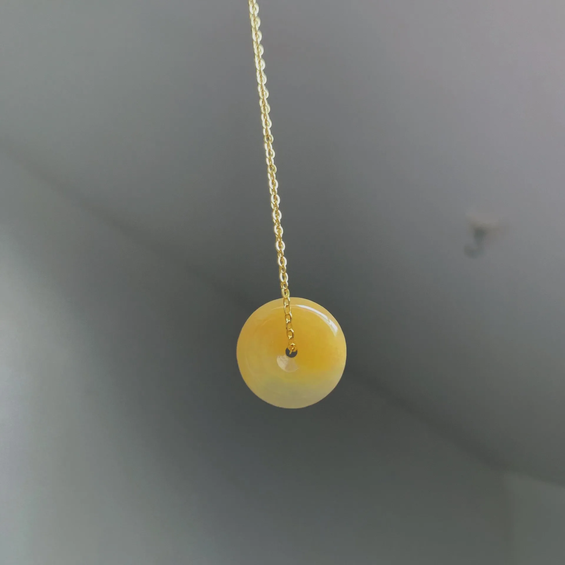 冰潤蜂蜜黃翡平安扣
