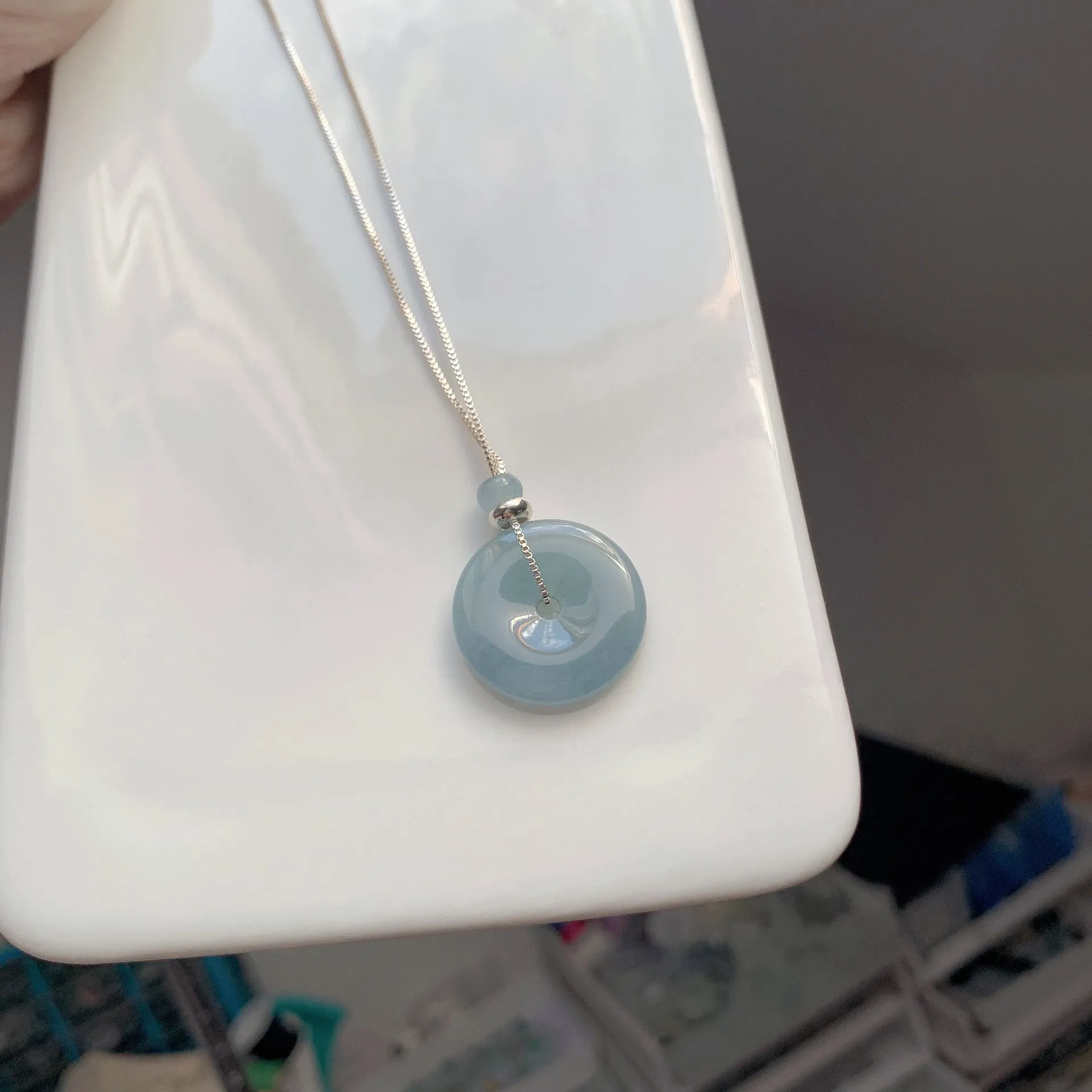 蔚藍冰飄花翡翠平安扣