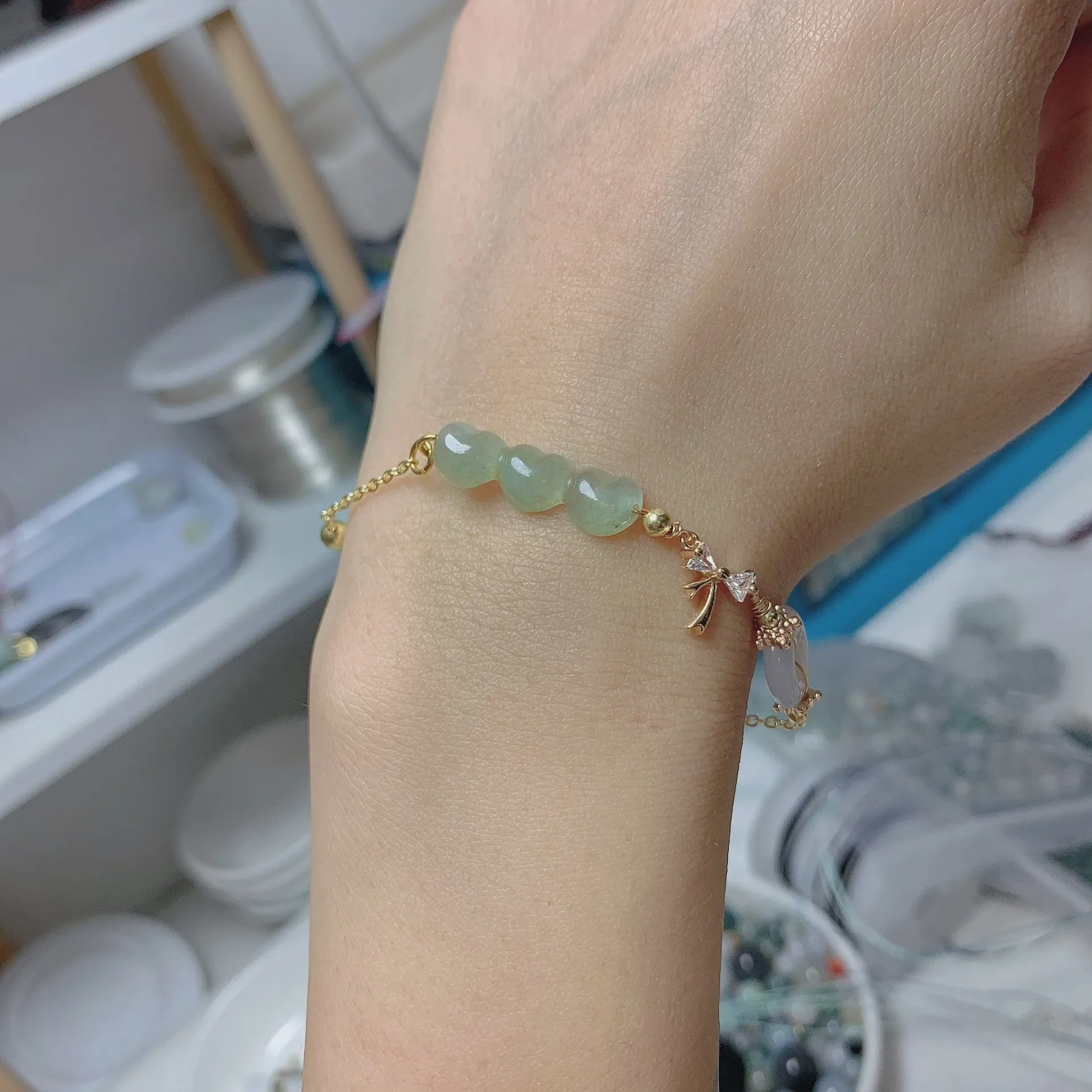 翡翠冰綠愛心 x 白月光平安扣 14K 手鏈