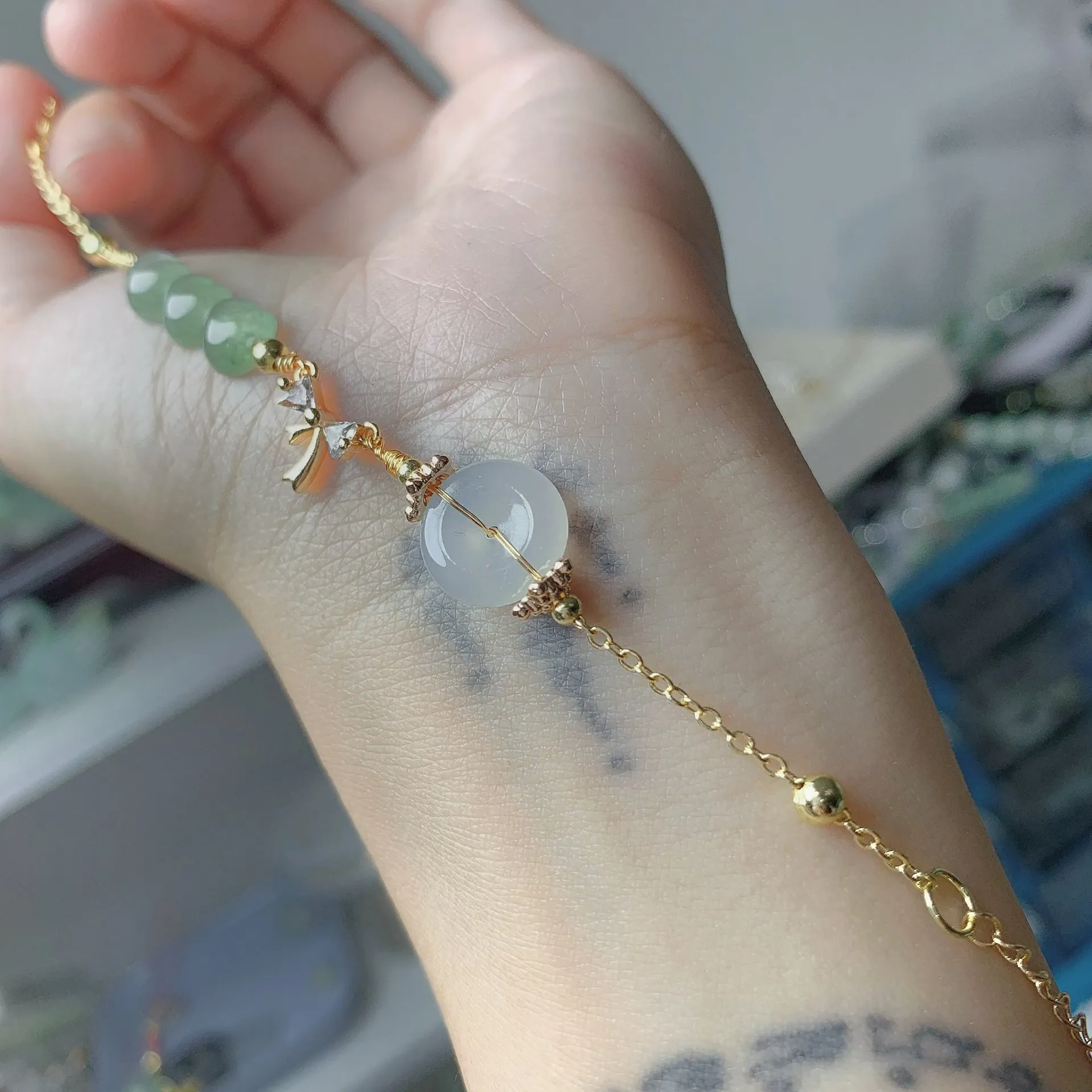 翡翠冰綠愛心 x 白月光平安扣 14K 手鏈