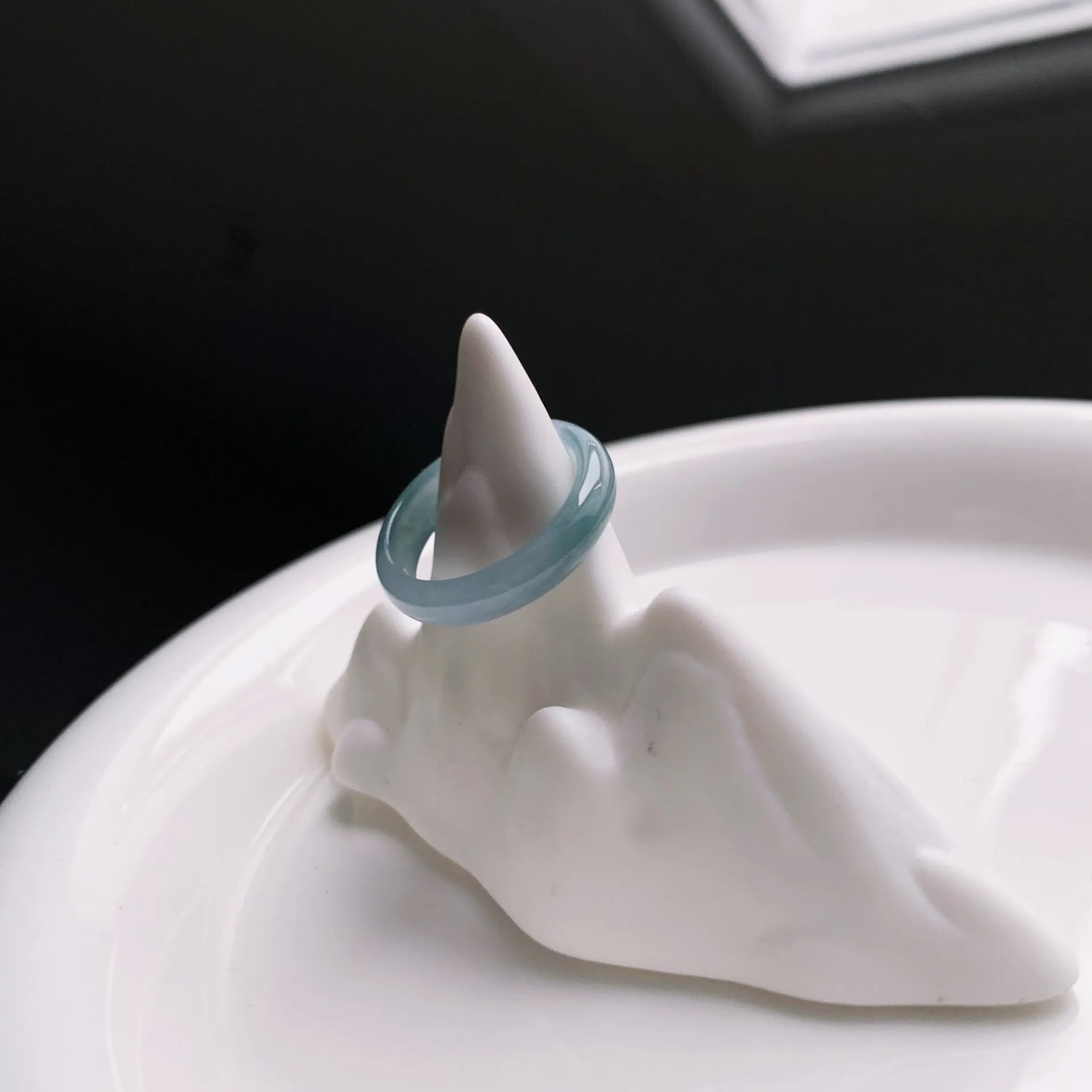 藍紫綠冰起光翡翠戒圈