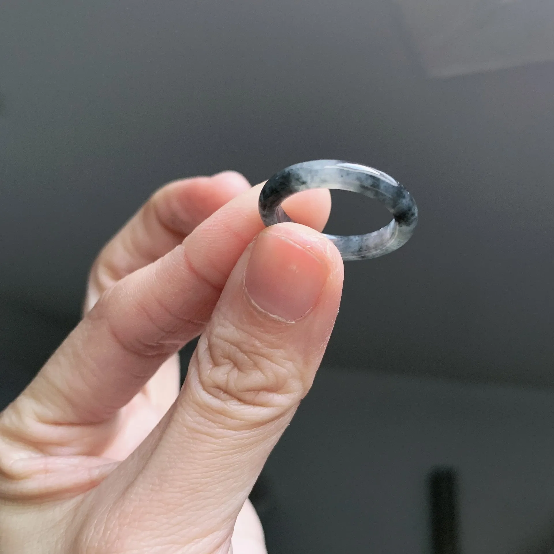黑冰水墨翡翠戒圈